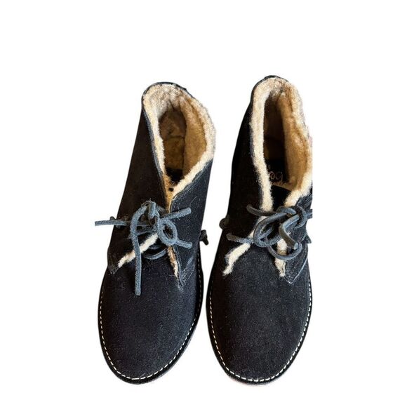 Beek Penguin Genuine Shearling Lined Chukka Boot NWB Size 6 - Picture 4 of 10